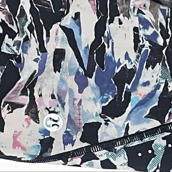 Lululemon Break Free Crops 6 - Picture 3 of 10